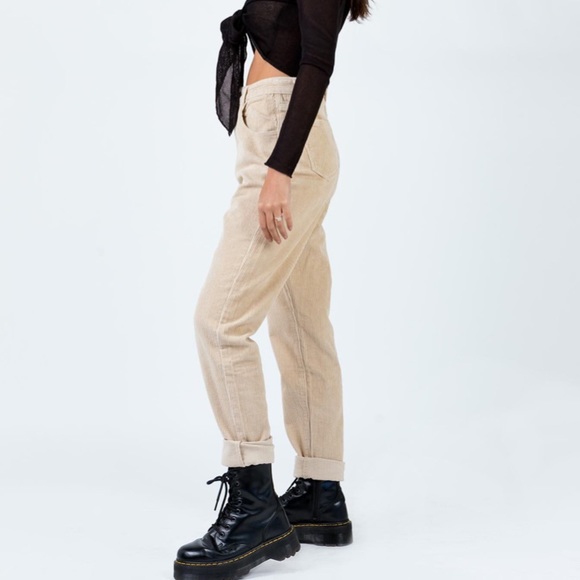 NWOT! Princess Polly tan corduroy pants - Picture 3 of 3